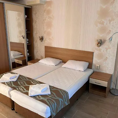 диамант Diamond Szálloda 3*