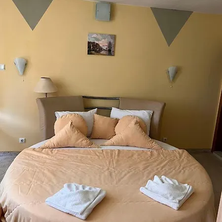 диамант Diamond Szálloda 3*