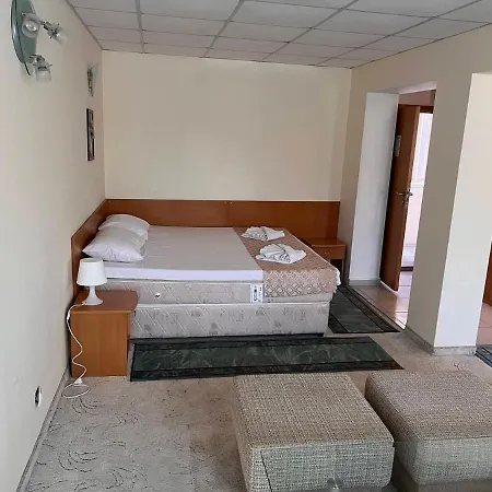 диамант Diamond Szálloda 3*