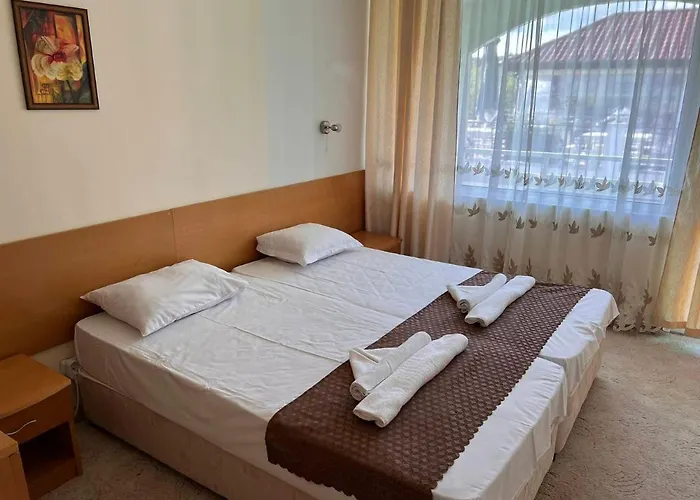 Хотел диамант Diamond Балчик